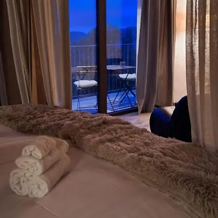 Alloggio per agriturismo La Pina *