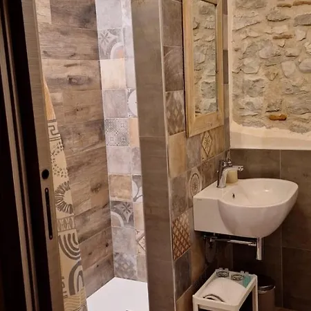 Alloggio per agriturismo La Pina Tarzo